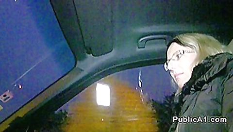 Dude fucks stranger milf in a trunk of his car