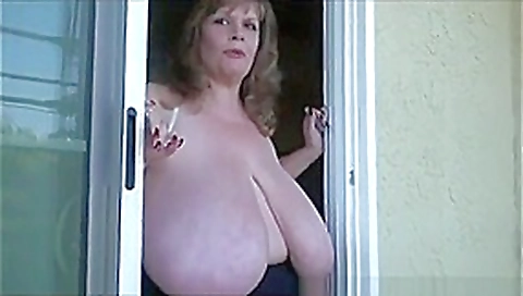 Big tits smoking hot