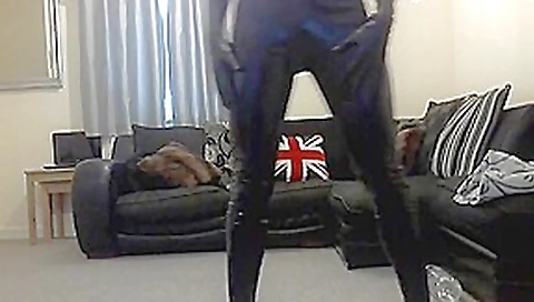 Brit cam girl