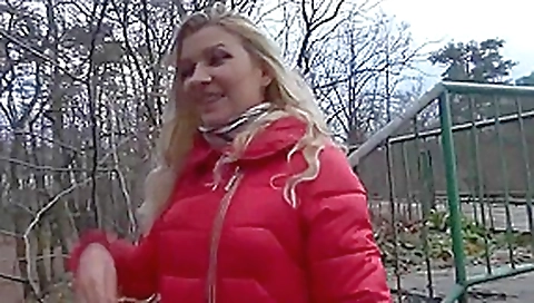 Teeny winnie18 spermawalk public