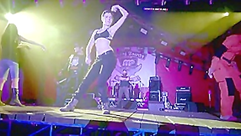 Amateur nude stage concert
