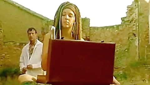 Salma De Nora - Dog World