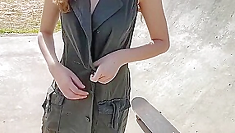 college girl public flash and masturbate 2