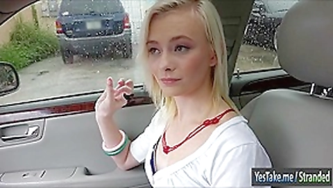 Stranded teen 18+ Maddy Rose screwed in the car with stranger