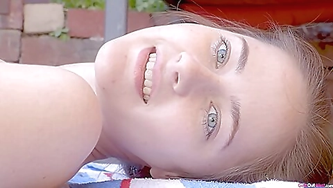 Eva May In Sun Sugar