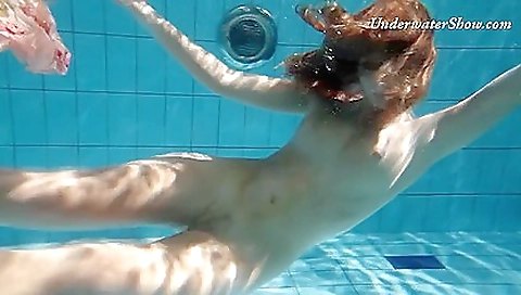 Cute Smoking Hot Babe Edwiga Underwater