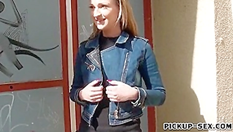 Real amateur Euro girl Melanie cum facialed for money