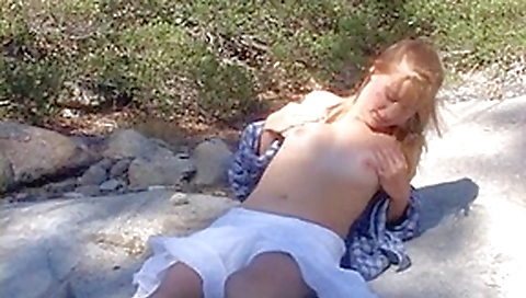 Little Mutt Video: Alex Venice - Rocks